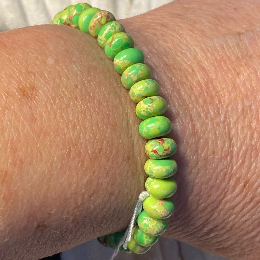 NWT 🦜 GENUINE EMPEROR TURQUOISE PARAKEET GREEN UNIQUE HEMATITE CLOSURE STRETCH - Picture 4 of 15